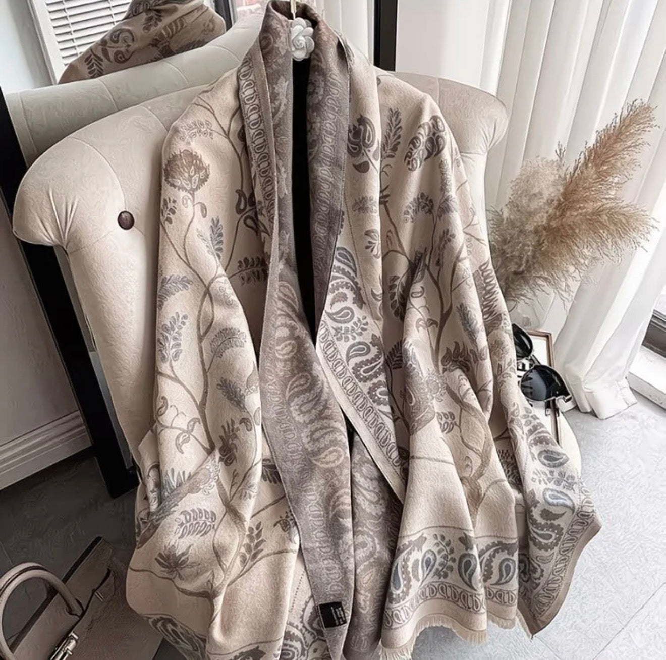 Premium Cashmere Floral Jacquard Scarf