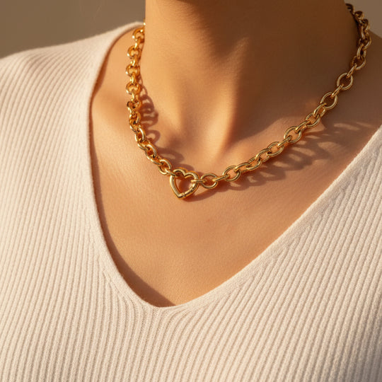 Elegant gold heart lock necklace with stainless steel chain. Minimalist collarbone design. Perfect for everyday elegance & romantic style.